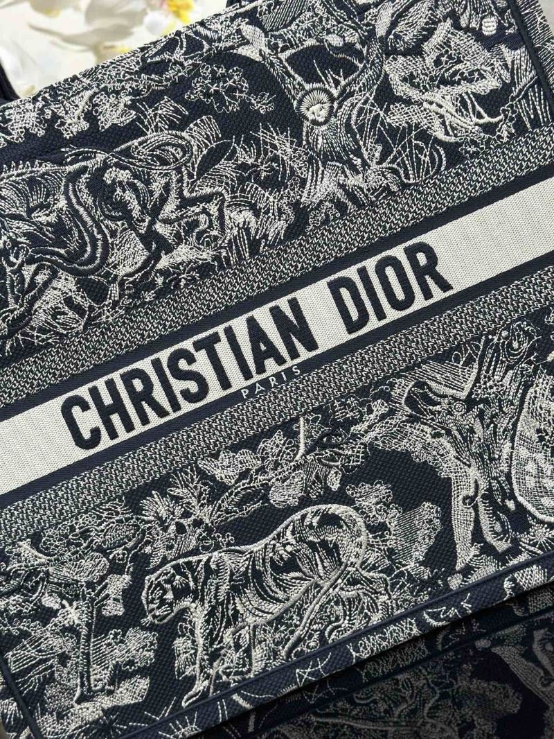 Christian Dior Shopping Bags